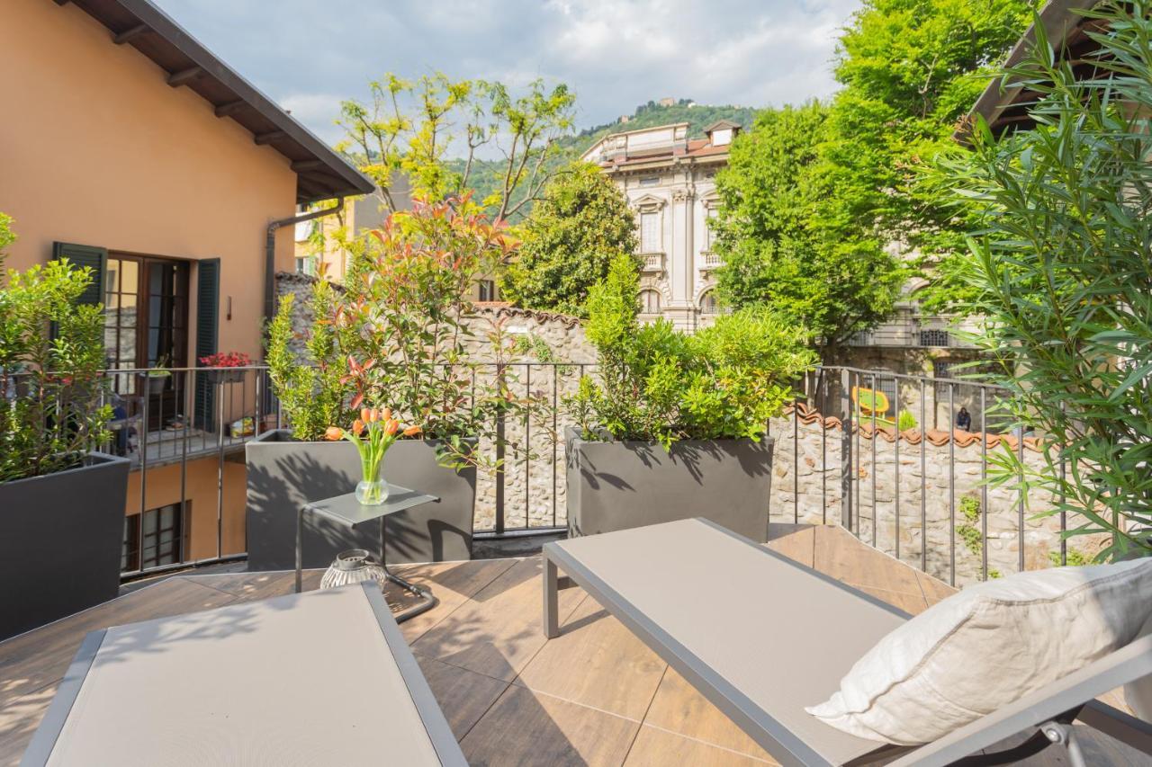 Ice Queen Chamber By Rent All Como Exterior foto